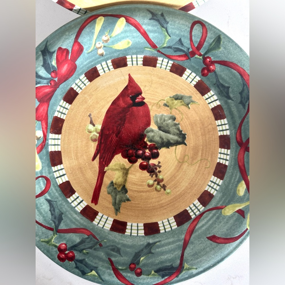 Lenox Winter Greetings Everyday Set of 2 Cardinal Plates (see below) - Picture 2 of 6